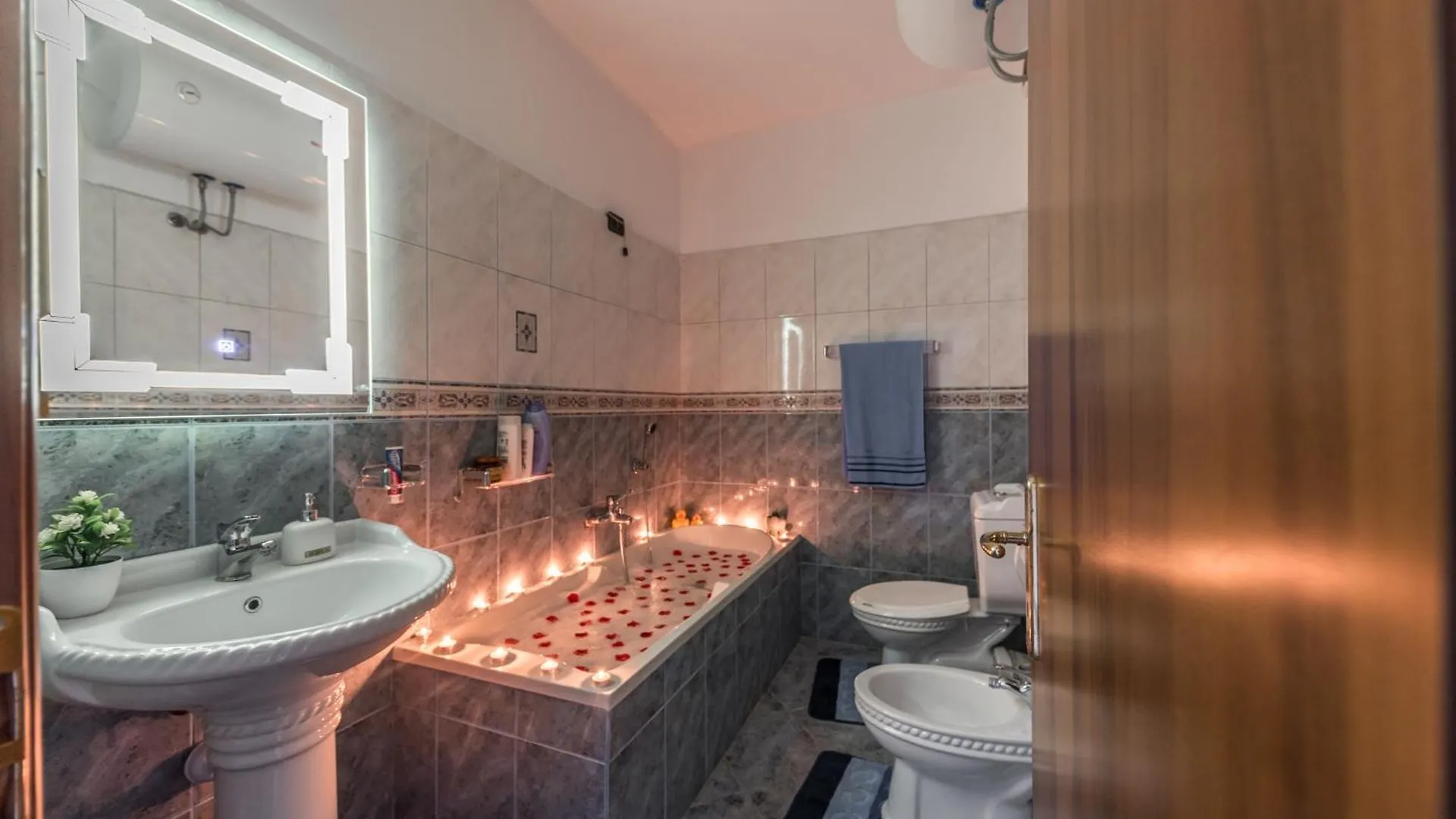Beachfront Apartments Durrës